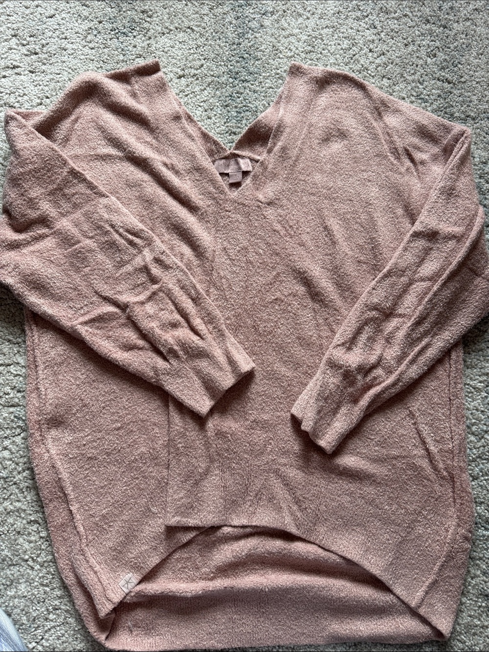 Barefoot Dreams V-Neck Pullover in Rose